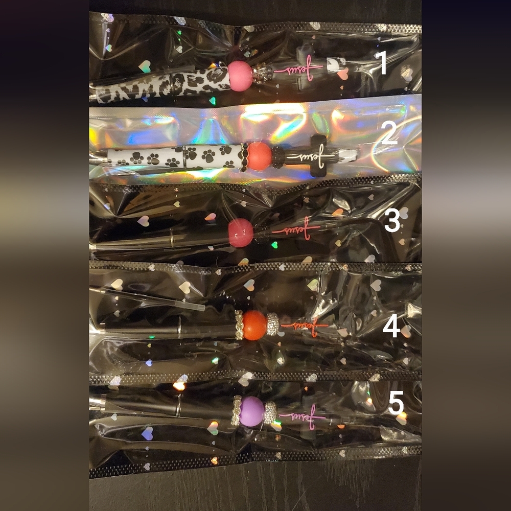 Jesus beaded pens